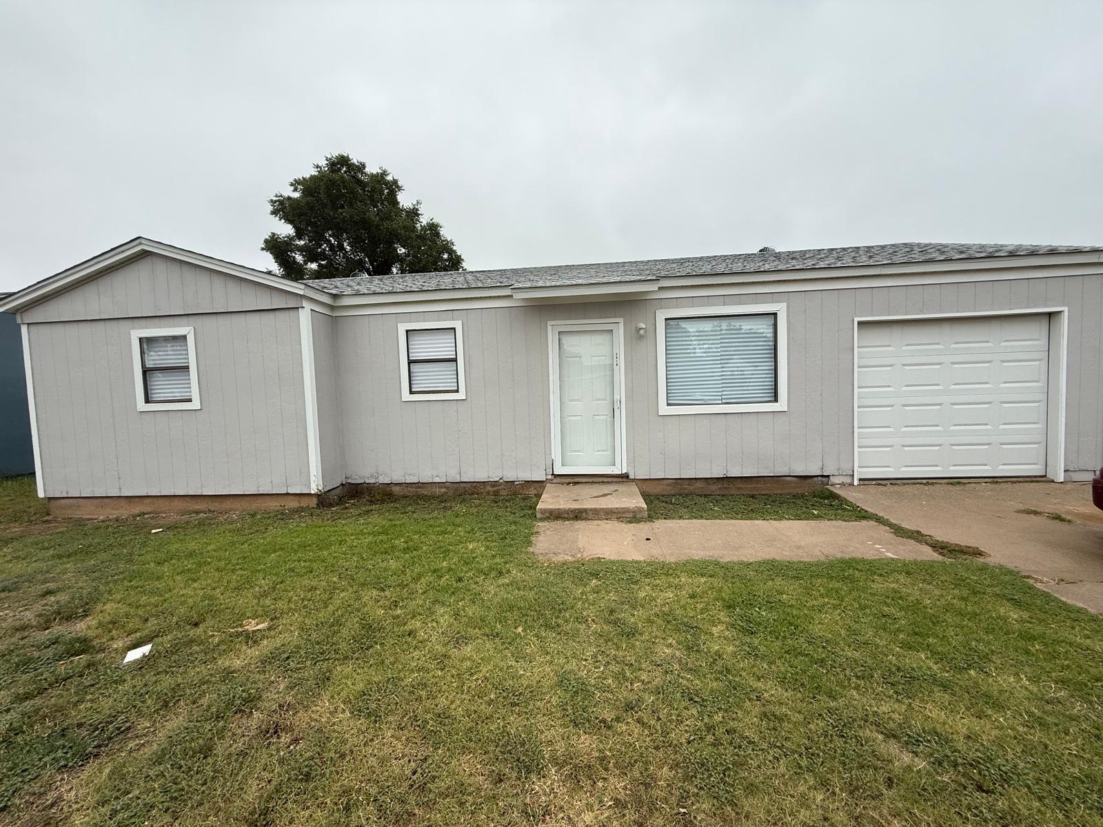 3818 Northeast 26th Avenue