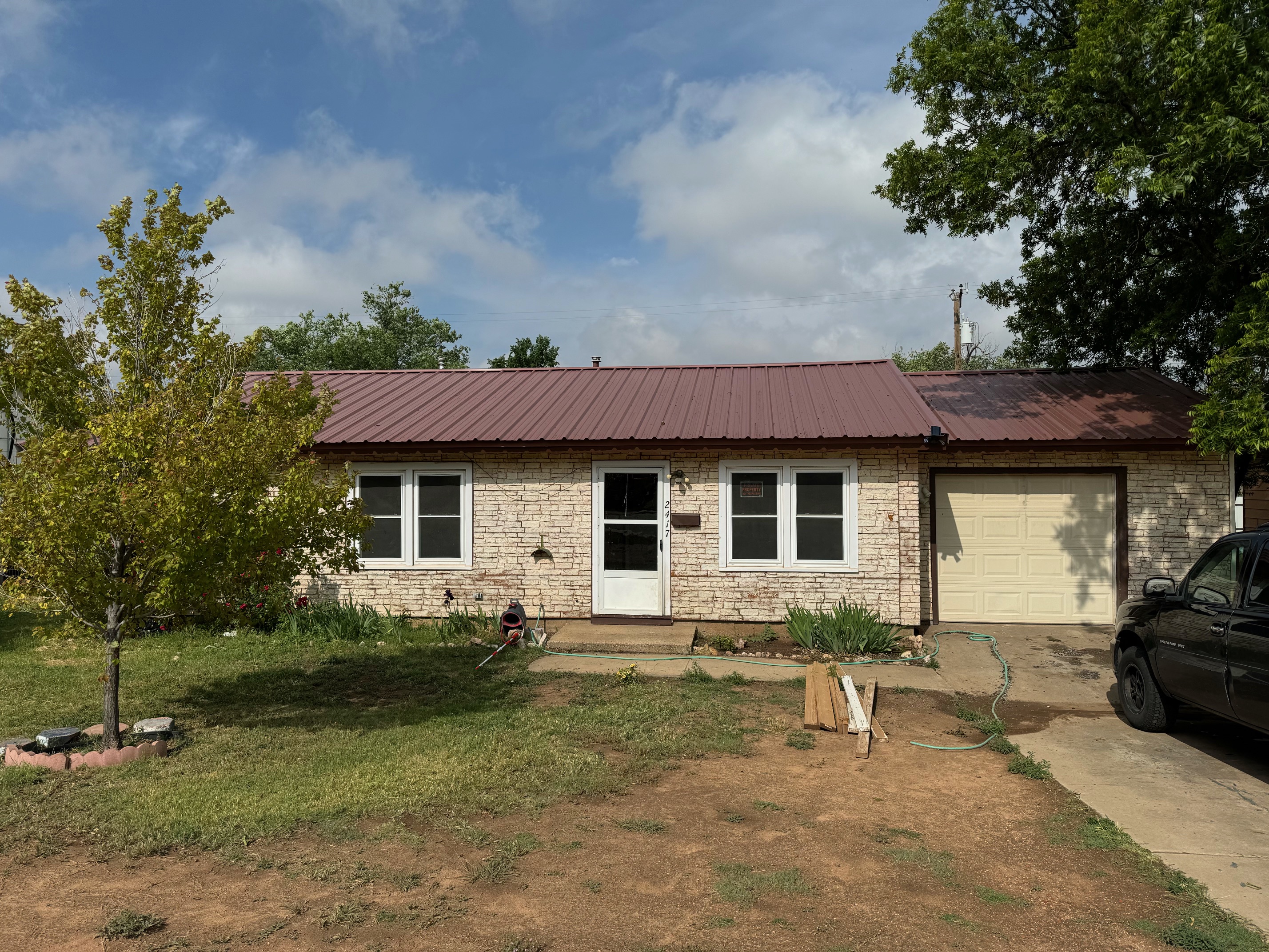 2417 Orange Street