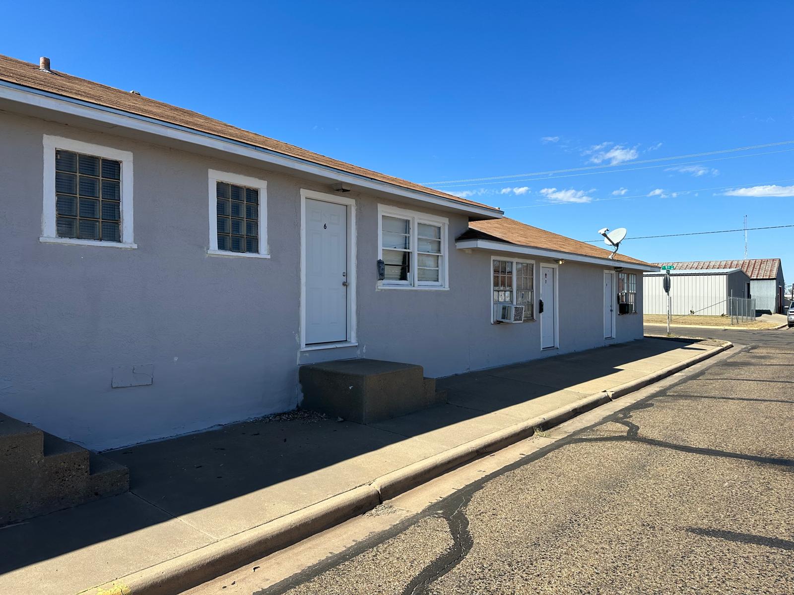 813 Weatherly Street - 5