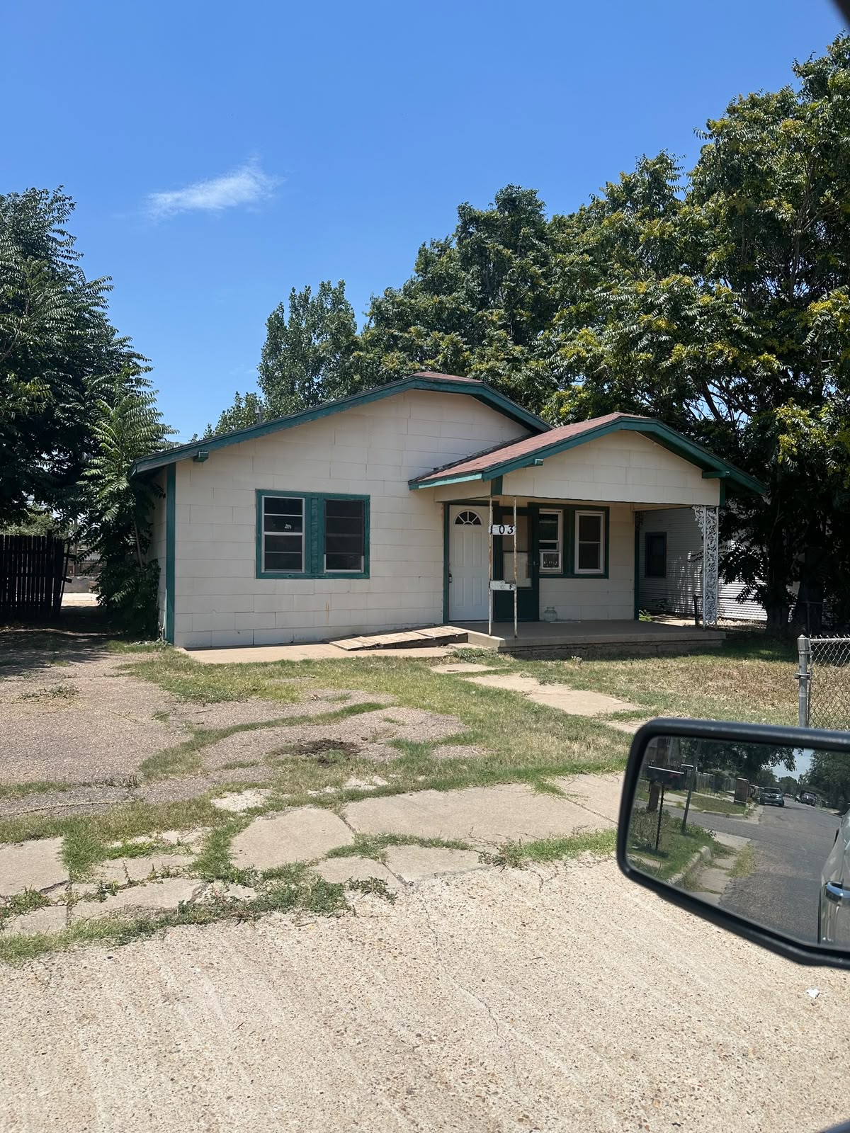 Property main image